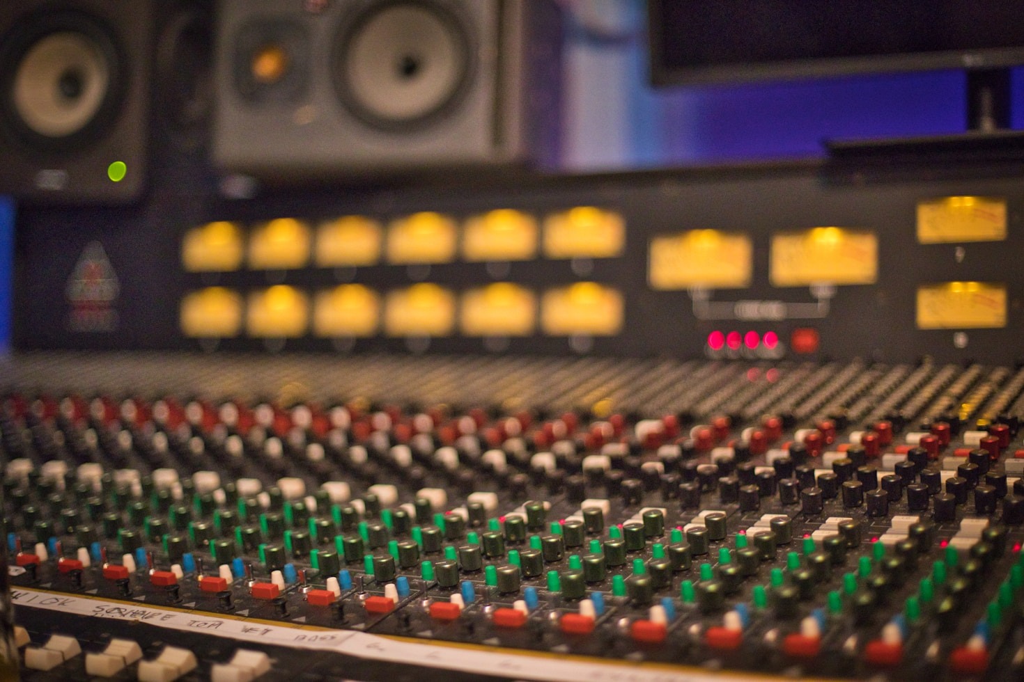 Achieving Professional Sound with Personalized Attention